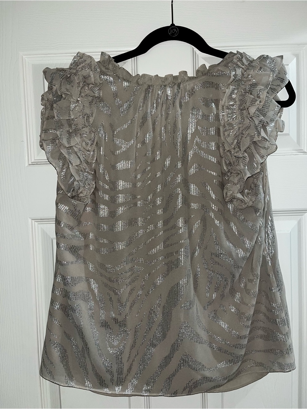 White House Black Market Metallic Taupe Ruffle Sleeve V-Neck Top - Picture 4 of 4